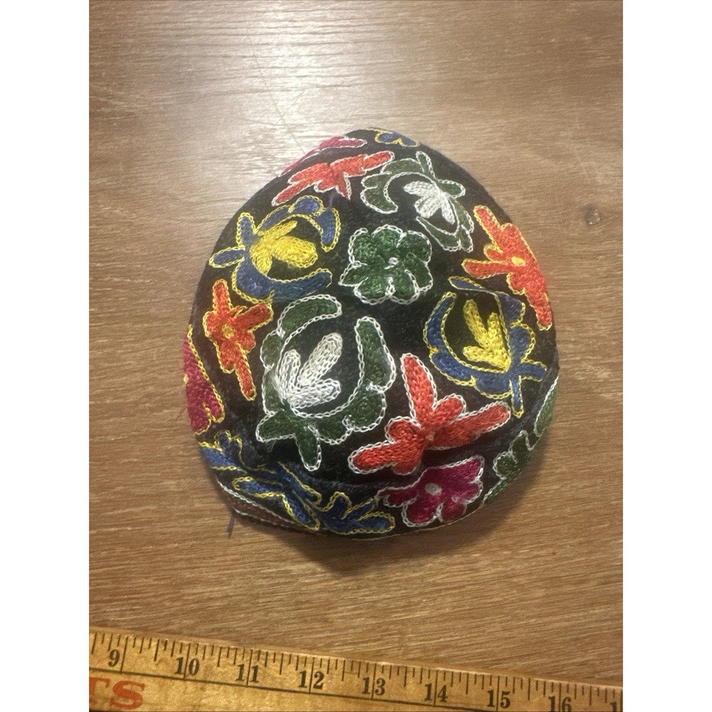 Vtg Uzbek Tubeteika Skullcap Hand Embroidered Floral Central Asian Hat - Picture 4 of 5